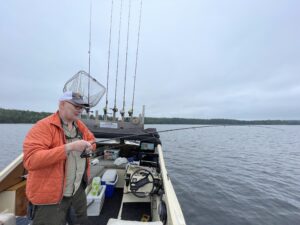 Läs mer om artikeln Håkan, en legend från fiskejournalen är med i båten idag.