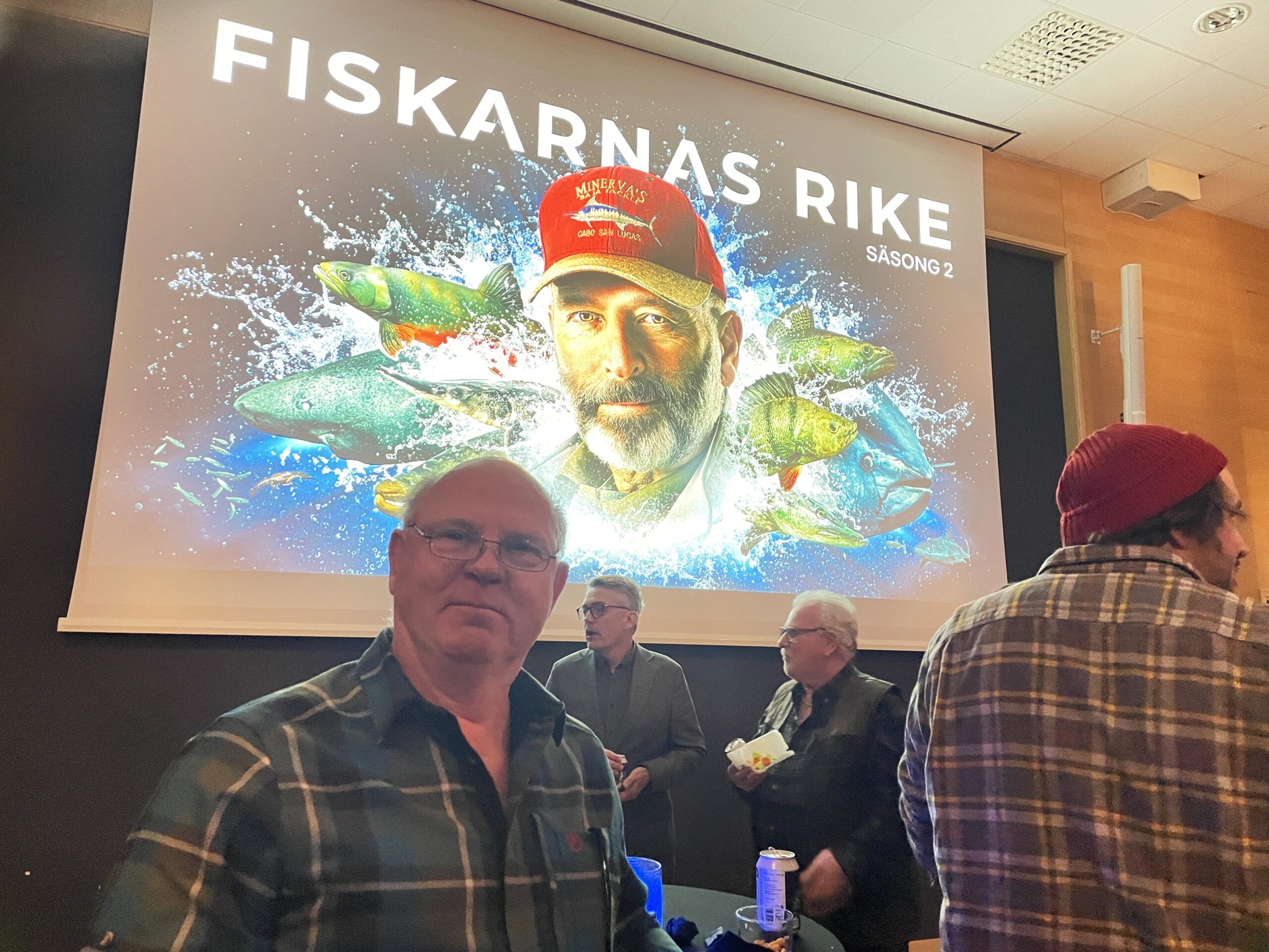 Du visar för närvarande Världspremiärer av Fiskarnas Ríke 2.